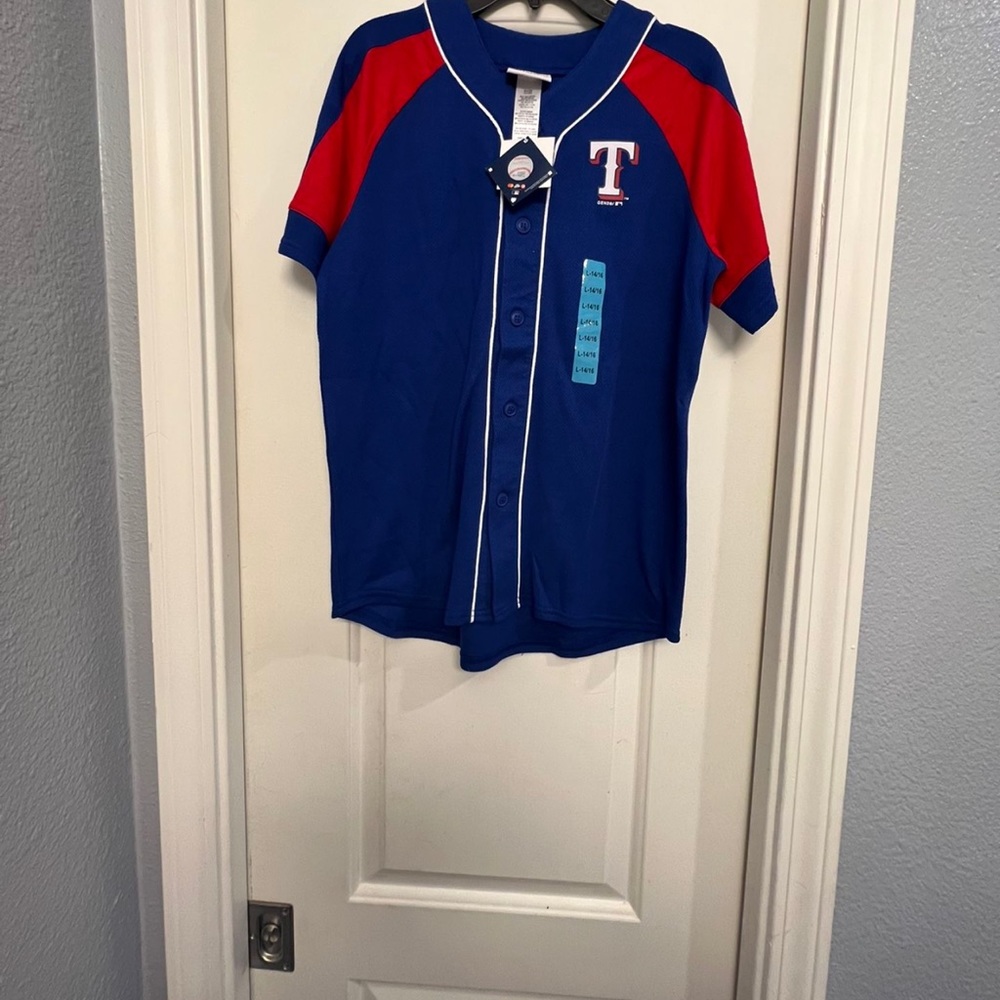 Boys/youth Texas Rangers jersey. NWT